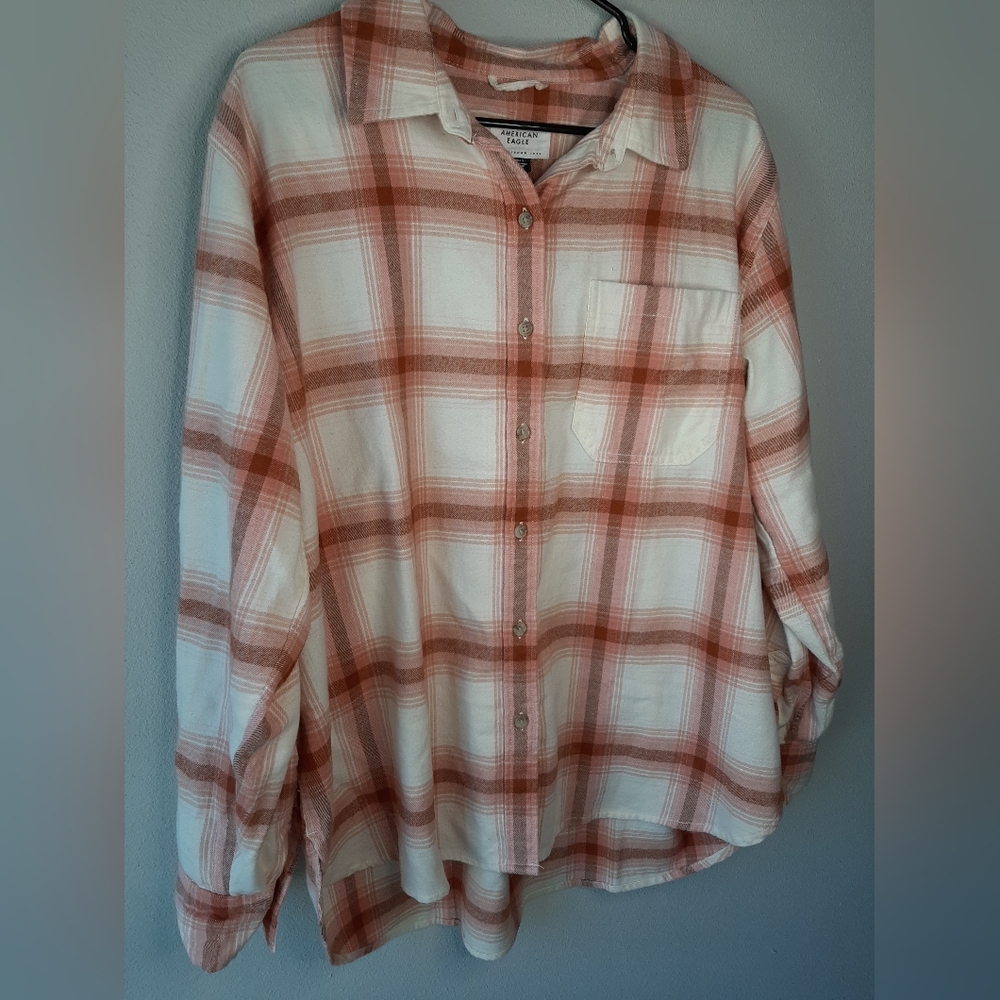 NWOT American Eagle flannel size large